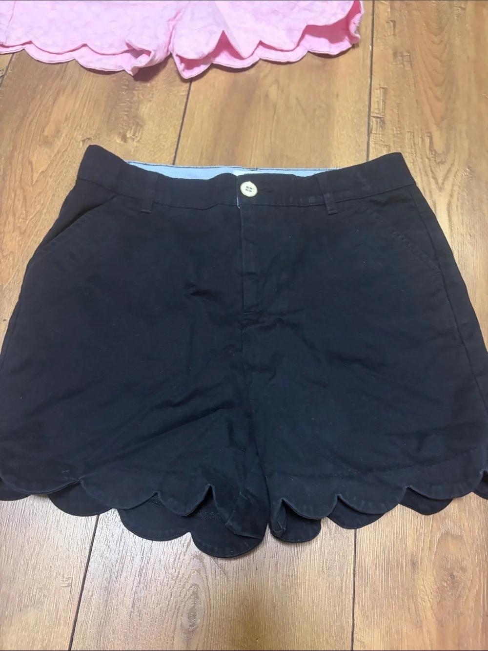 crown & ivy Scallop Hem Shorts Trio - Hot Pink, Light Pink & Black